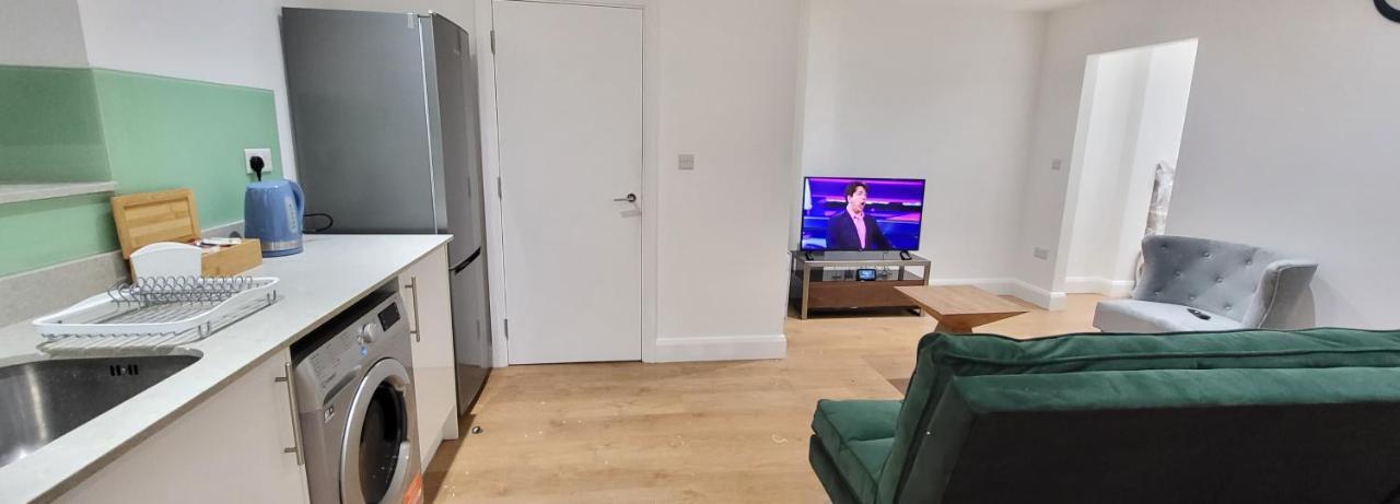 Garland Stylish Apartment 1 In Greater ロンドン エクステリア 写真