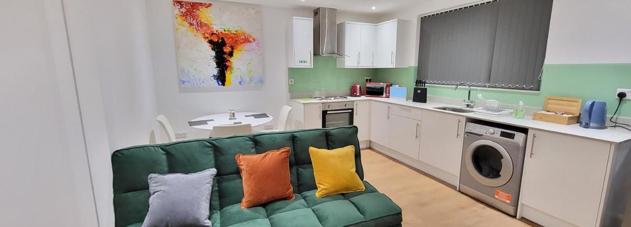 Garland Stylish Apartment 1 In Greater ロンドン エクステリア 写真